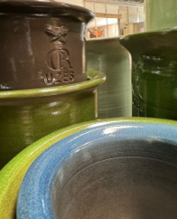 Poterie CR Uzès Les Pots d'Uzès Émaillée Vernissée Vernis Couleur